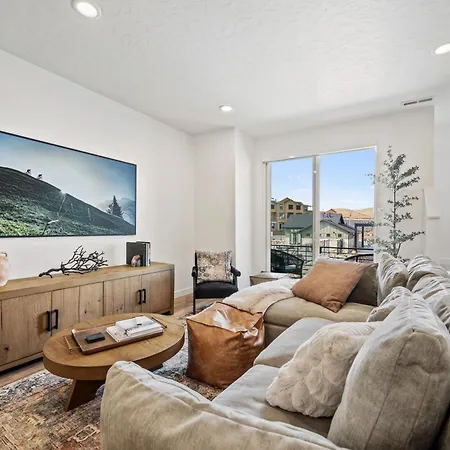 Modern Mountain Escape Villa